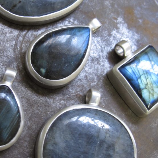 labradorite pendant (limited edition) - Image 6