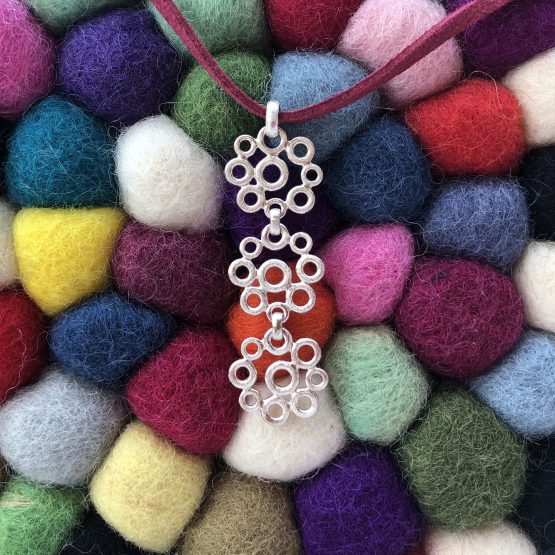 circle crazy pendant