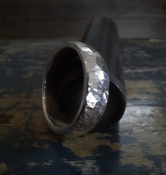 hammered ring